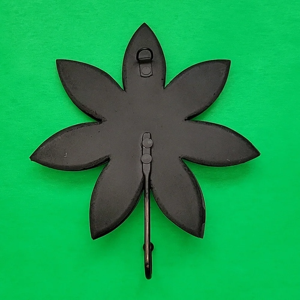 Pottery Barn Teen Flower Mirror Hook